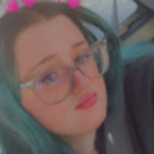 Meet your Posher, Alaina